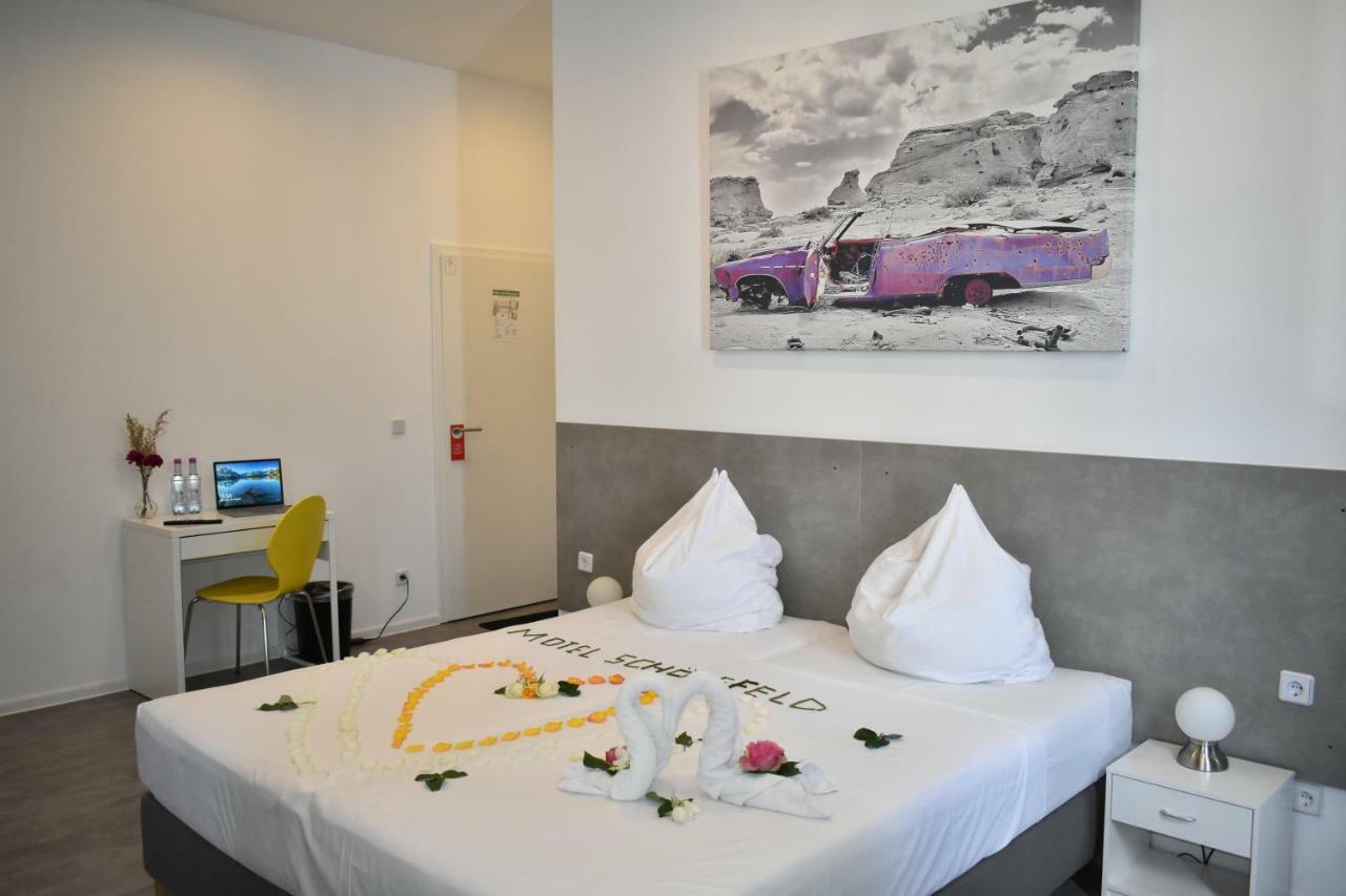 Motel Schoenefeld Großziethen Esterno foto