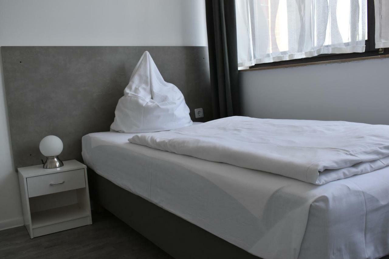 Motel Schoenefeld Großziethen Esterno foto